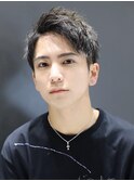 タイトに決まる！ツイストアップショート