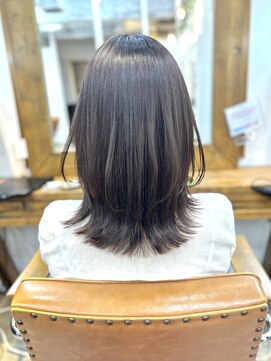 ニューラインギンザ(New-Line 銀座) ふんわりレイヤーミディアム【中野莉子】