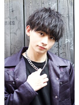 ヴェイン 渋谷(vain) メンズ渋谷アップバングフェザーカットパーマ人気k