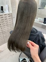 インク サカエ(inq sakae)&nbsp;ストレートロング/グレージュカラー/透明感カラー