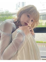 ブルーム(bloom)&nbsp;ブロンドレイヤーボブ