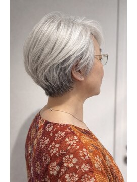 ハートボックス 四谷店(Heart box) エレガントなグレイショート