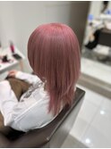 ピンクベージュ