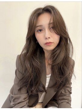 グローブス オモハラ(THE GLOBES OMOHARA) ロングヘア ナチュラルストレート 美髪矯正