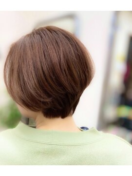 エン(enn) 【enn】ピンクベージュ×ハンサムショート