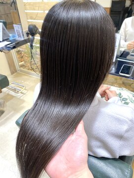 アンドビー(&b.) 【大垣/大垣駅/縮毛矯正/髪質改善カラー/トリートメント】