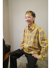 【カウンセリング】本日担当する三野光太郎です！髪の状態を見させていただきます！