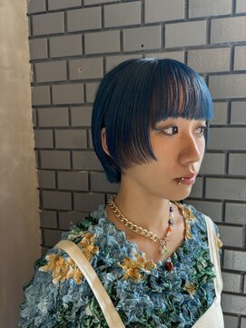 イキプラスディードットログ 大和八木駅前店(ikii+D.Log) ショートヘア　ブルー