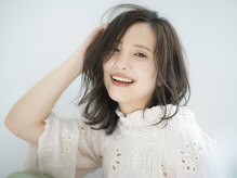今日の彼女の髪は魔法的