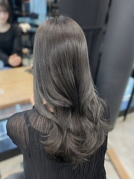 アリュウル 表参道(ALLURE) 透明感グレージュカラー×レイヤーカット◯ 伊藤