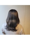 アッシュグレー