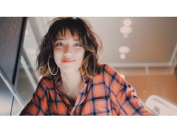 サン(SaN)の写真/大人女性×垢抜けのカラースタイルをご提案。痛みが少ないカラー剤でうるつや透明感カラーが叶う
