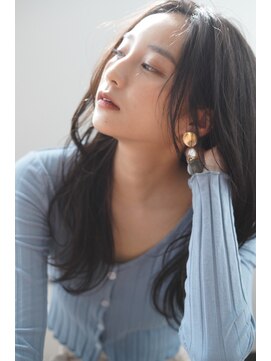 ルフュージュ バイ プロデュース 相模大野店(Refuge by Produce) 暗髪/レイヤーカット/長めバング