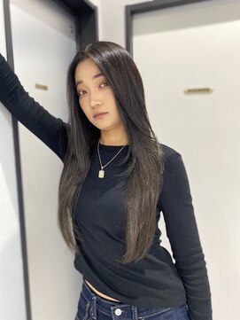 ラルガ 黒崎(Raruga) レイヤーカット+グレージュカラー