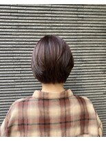 クリュウゲート 吉祥寺店(KURYU GATE) 丸みのあるシルエットで女性らしさを残した大人ショートボブ