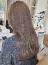 《ブリーチなしで理想の髪色に》明るく、ハイトーンでもダメージを感じない髪に《ブリーチなしカラー》