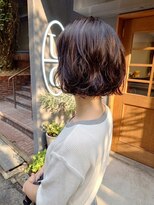 ウィーク 梅田(UiiC)&nbsp;大人かわいいくせ毛風ウェーブ/ゆるふわボブ uiicumeda sachi