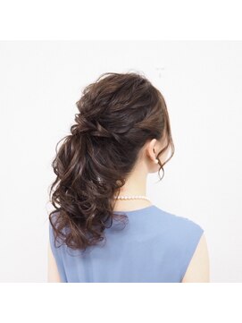 ヘアセット専門店 ナゴミ 池袋店(nagomi) ポニーテール