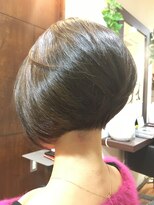 バズサロンフォーヘアー(Buzz salon for hair)&nbsp;柔らかフォルムの前下がりグラデーションボブ