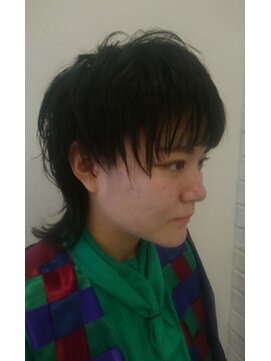 ハナ ビューティーヘアー(hana.) 刈り上げウルフ