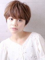 コム(com by neolive)&nbsp;耳のチラ見せショート