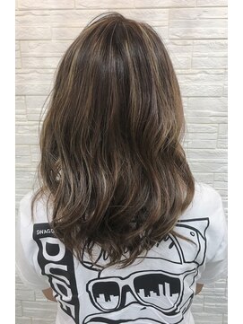 グランツ(GLANTZ) ダーク系グレージュカラー