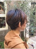 ふんわり耳掛けショートボブ