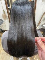 美容室 メザミー MESAMIES 黒髪暗髪ツヤ髪ストレートロング大人きれい美髪透け感髪質改善