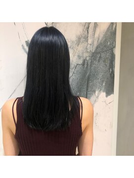 ラミ(L'ami) セミロング×ブルーブラック