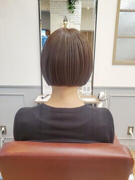 グランシュ 青葉台店(GranCieux) 切りっぱなしミニボブ☆