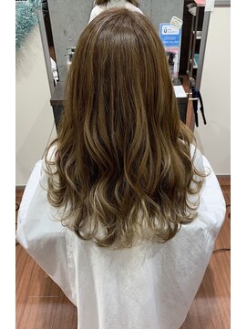 アヴァンス 光明池店(AVANCE.) ベージュカラー