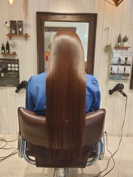 プールブー(Pour Vous)の写真/縮毛矯正と髪質改善で今まで体感したことのない艶髪ストレートへ