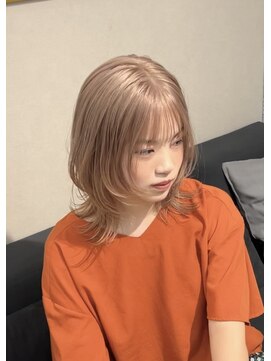 ローレン(Lolen.) ミルクティーベージュ×ミディアムウルフ【野上翔平】