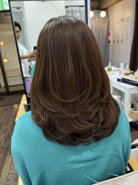 カシー(Casii) 40代50代に人気の若見えレイヤーカット