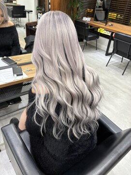 ネクスト 池袋(NEXT) ホワイト/ロングヘア/ダブルカラー/ハイトーン/池袋