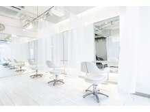 ルスリー 田園調布店(Lsurii)の雰囲気（カーテンがあるので周りを気にせず、髪のお悩み相談ができます。）