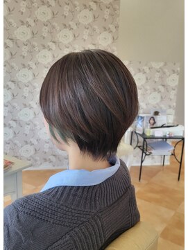 キティ(KITTY) ショート/くびれショート/イヤリングカラー/インナーカラー