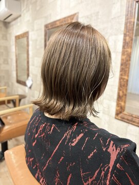 ヘアサロン アプリ(hair salon APPLI) 切りっぱなしボブミルクティーベージュ♪