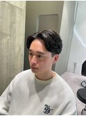 清潔感UPビジネスで大活躍　ツーブロック×センターパート　