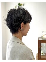 シロ(siro)&nbsp;大人のゆるウェーブショートボブ