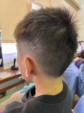 フィールモード ワイアールピー 野比駅前店(FEEl MODE YRP) メンズ刈り上げ