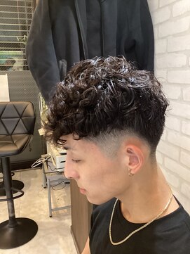 ワイズヘアラウンジキロット(Y’s hair lounge Kilotto) 外国人風スペインカール