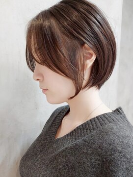 エリマ 横浜西口(elima) 横浜西口ショートカットくびれショートベージュカラー韓国30代