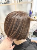 大人ショートボブ〔白髪ぼかし/脱白髪染め/ハイライト〕