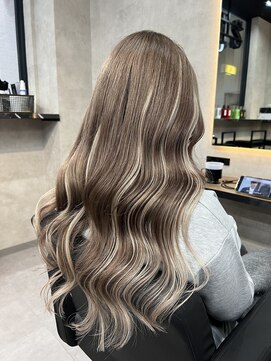 ラピス 大阪アメ村店(Lapis) ハイライトエクステ