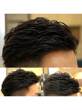 銀座マツナガ 神田店 ビジネスソフトアイロンパーマショートツーブロック刈り上げ黒髪