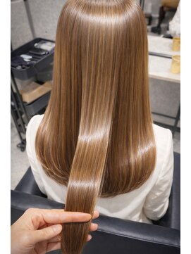 アネロ 名古屋(anhelo) 生ストレート×アッシュカラー×メテオ髪質改善カラー
