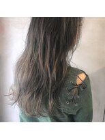 ミント(mint) 外国人風!グラーデーショングレー!