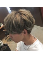 リップス ヘアー(Lips hair)&nbsp;メンズのハイトーンカラー スタイル♪