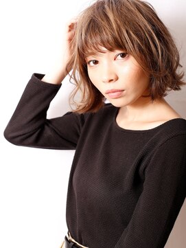 クォーターリゾート(QUARTER RESORT) 外ハネボブ　毛先パーマ　　小顔ヘア　　デザインカラー